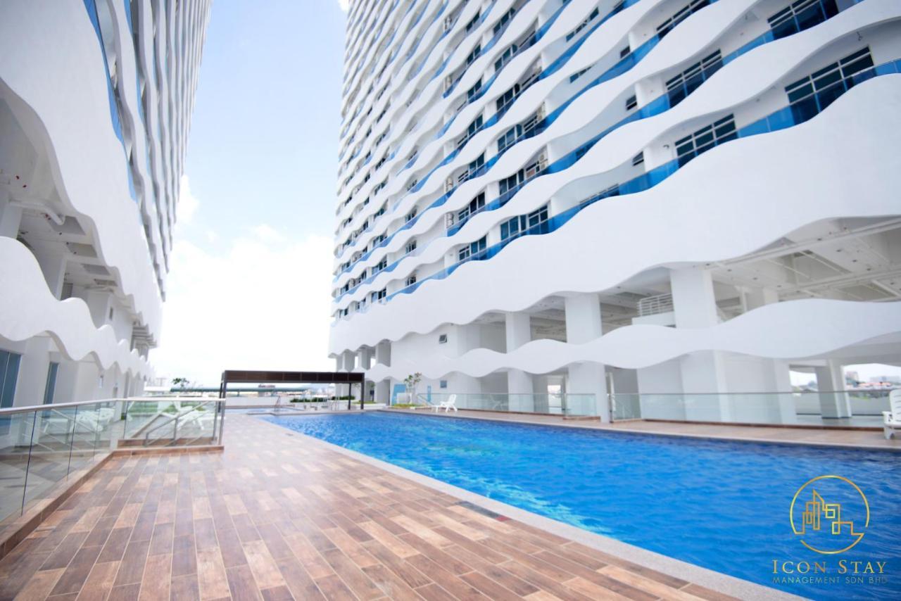 The Wave Residence Melaka Malacca Exterior foto